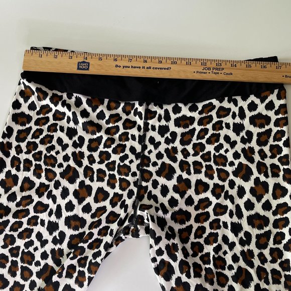NWT LuLu Cheetah print capri activewear leggings, Size XL - Picture 6 of 7